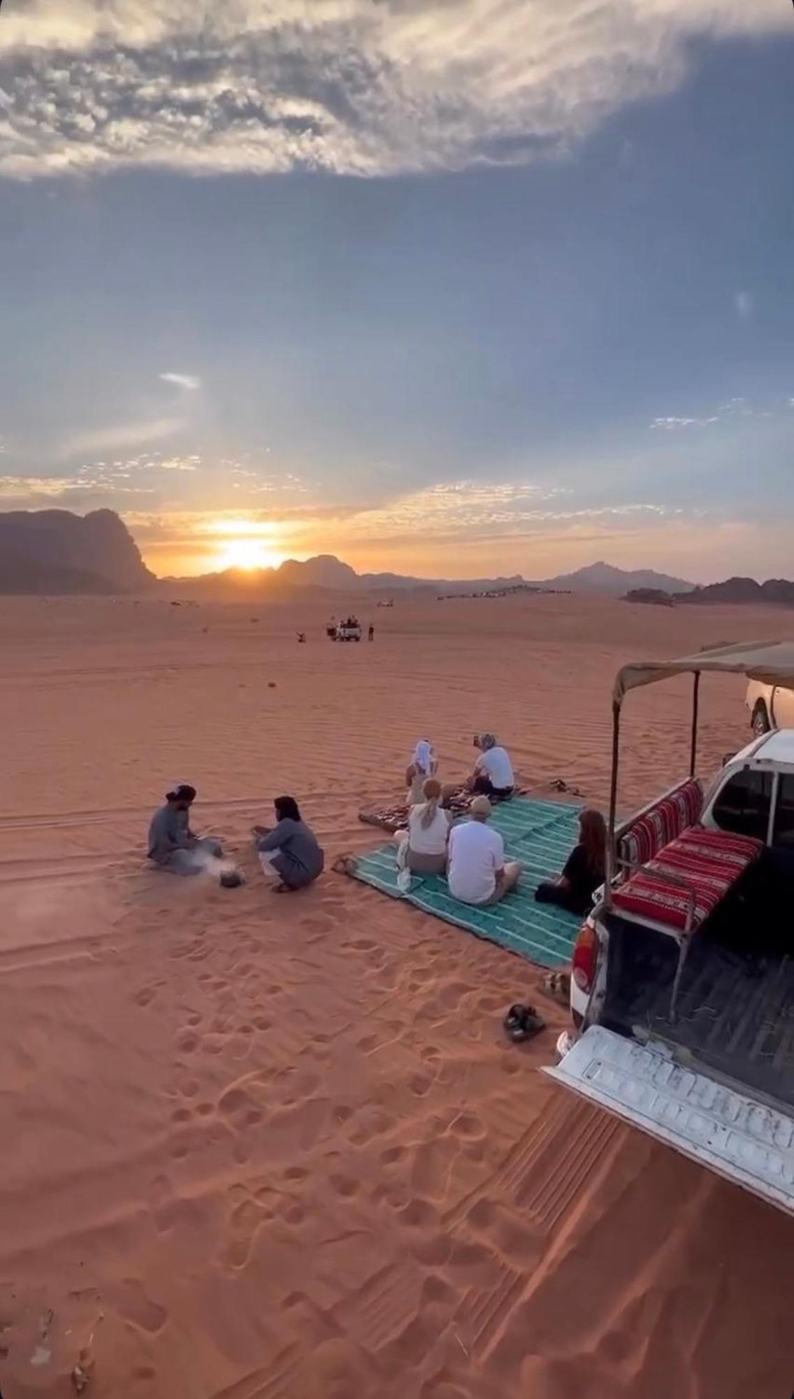Wadi Rum Mars Camp Екстериор снимка